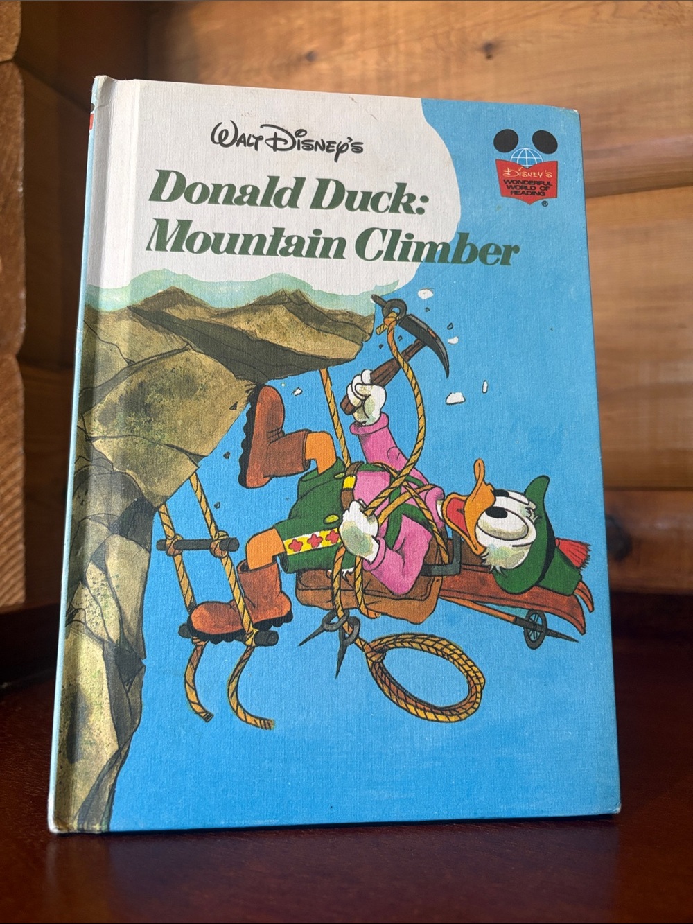 1978 Donald Duck: Mountain Climber "Wonderful World of Reading"